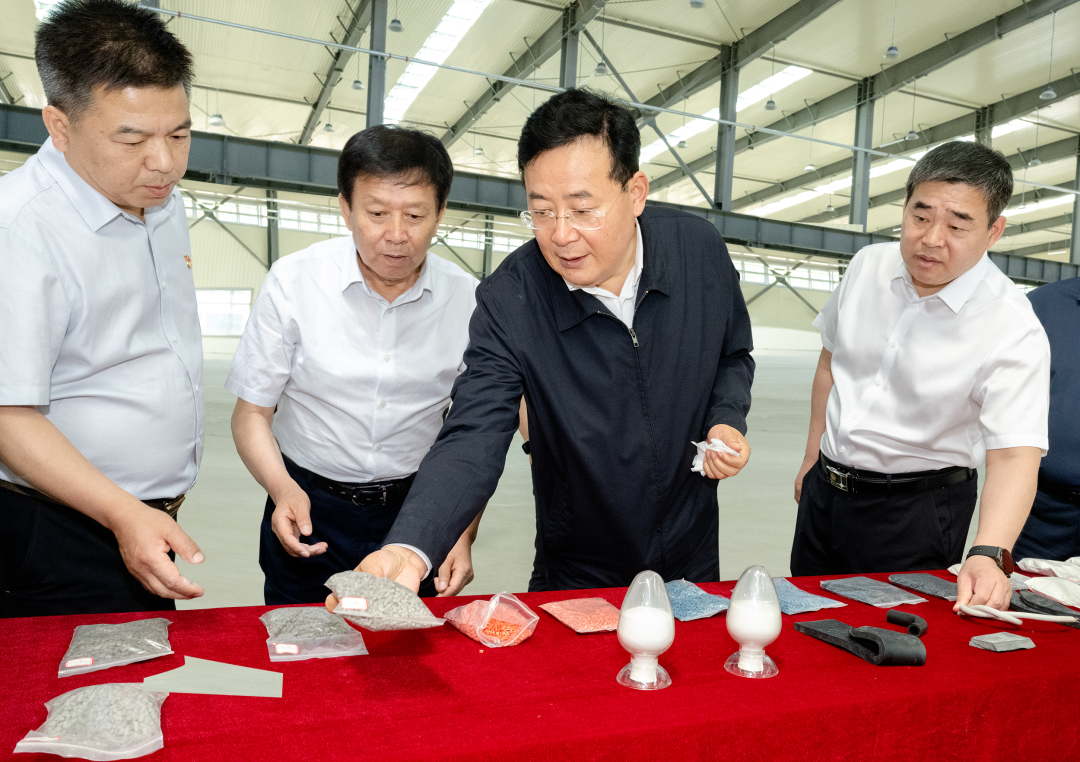 安图县加快打造百亿级伊利石产业园，因地制宜培育发展新质生产力