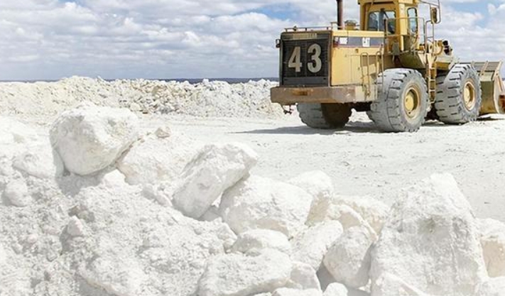 连跌四个月，碳酸锂市场真正的“洗牌”仍未到来？