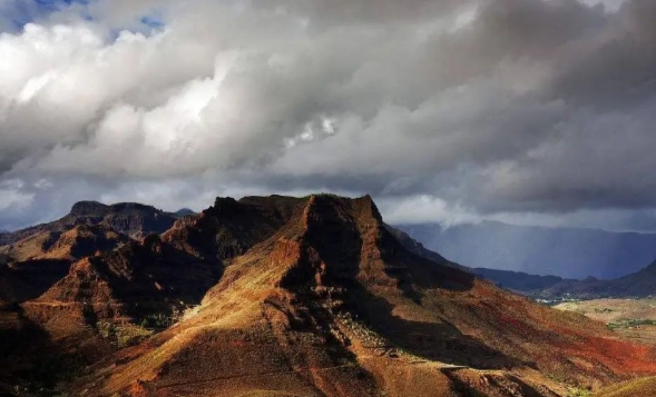 中企继续发财！世界最大未开发金矿之一将投产！