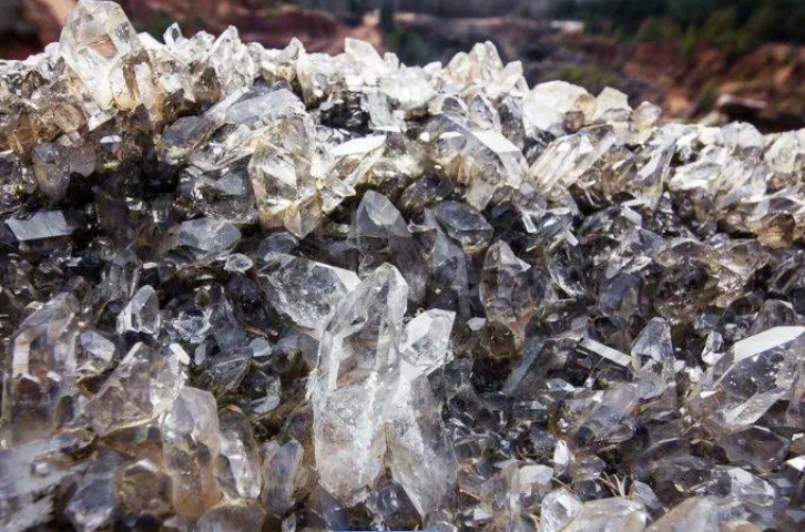 1249.66万吨！甘肃省山丹县石英岩矿采矿权挂牌出让