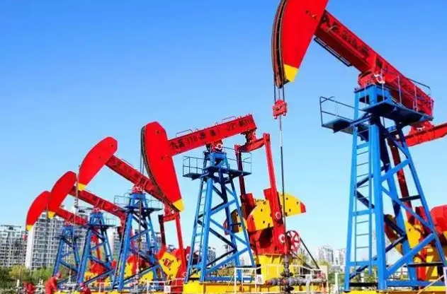 自然资源部：新发现10个亿吨级油田，19个千亿方级气田