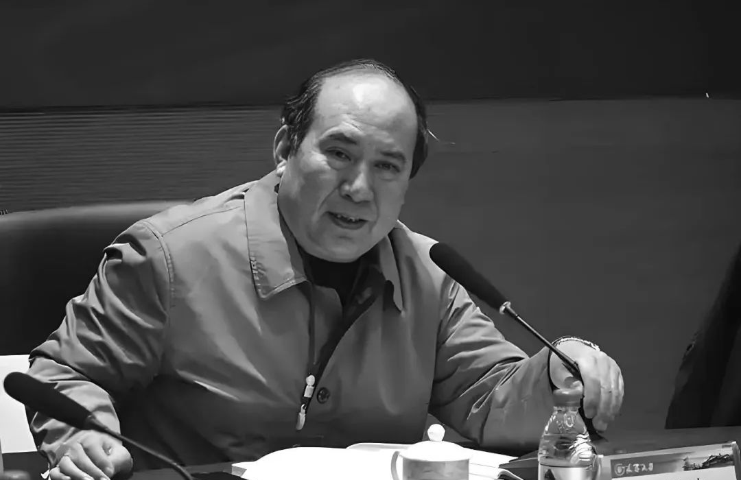 中国矿业大学党委原书记邹放鸣逝世，享年68岁