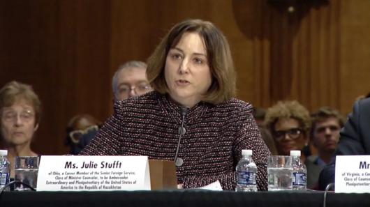 张口就来，美方扬言：这个中亚国家矿多，要挤走中企