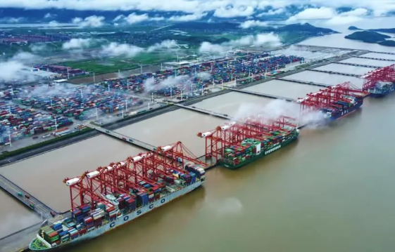 内蒙古首本矿业权“双证”在包头颁发