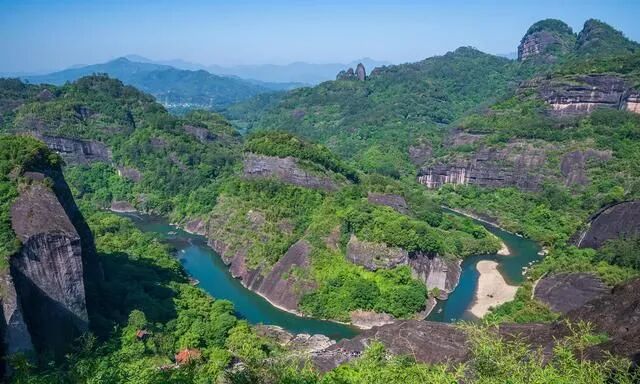 龙岩市出让1宗铜多金属矿探矿权